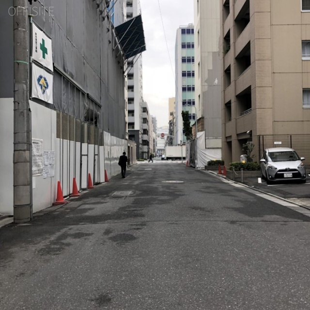 TSビル ビル前面道路