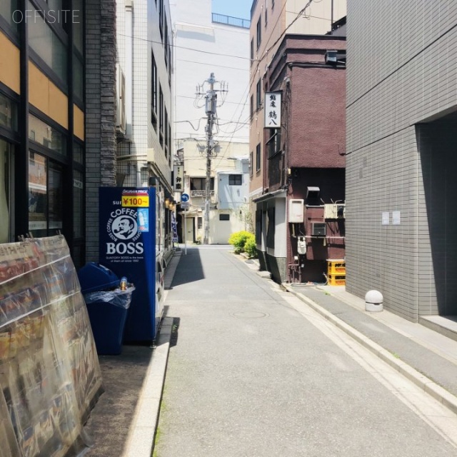 印章会館 ビル前面道路
