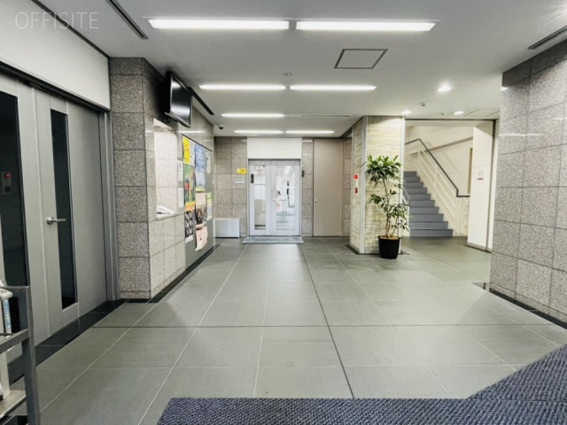 日個連会館　エントランス
