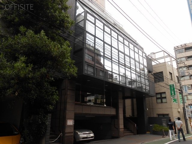 アラミドビル 画像
