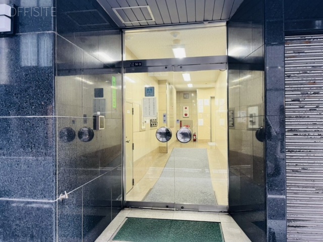 依田忠ビル　エントランス