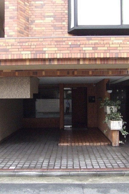 グリーンハイツ千駄ヶ谷　エントランス