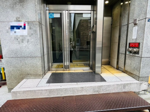 新中央ビル京橋　エントランス