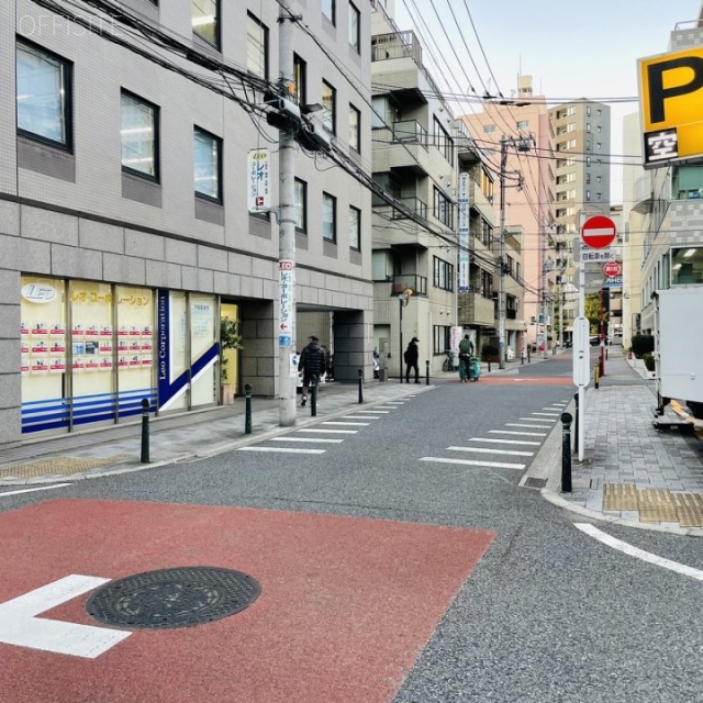 MKビル ビル前面道路