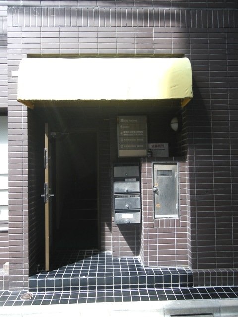 瀧ビル エントランス