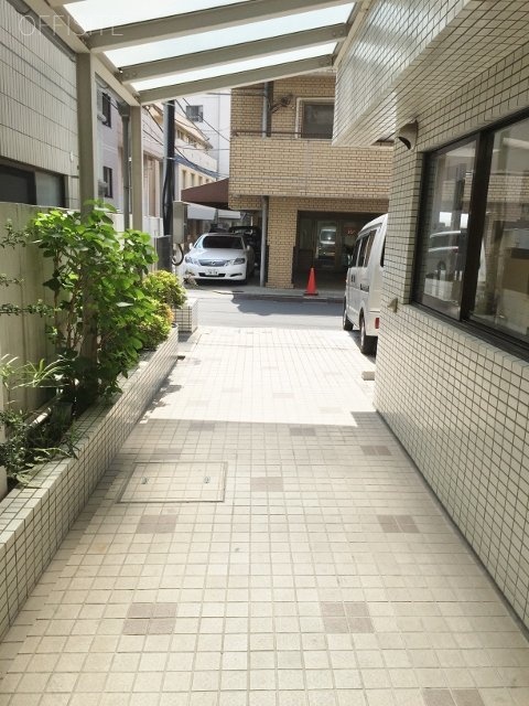 大塚ビル エントランス