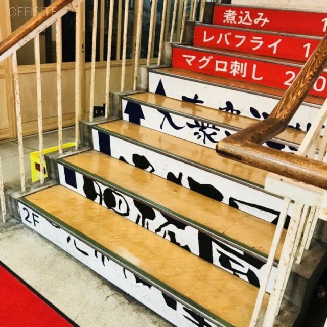 ニューカマタビル エントランス