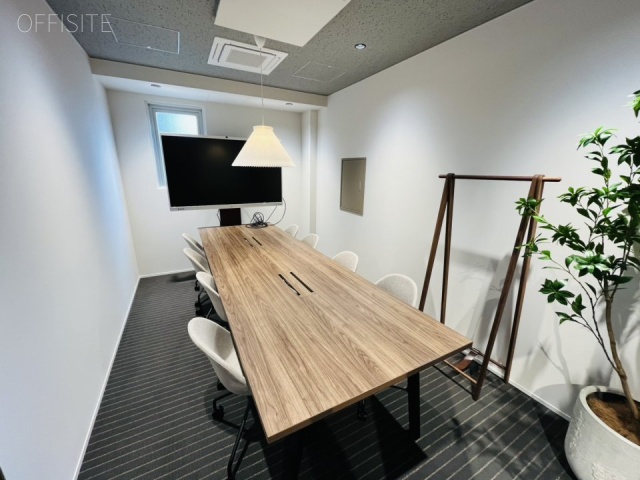 NOW/HERE新宿四谷 エントランス