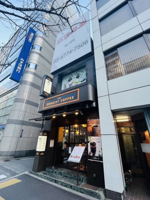 邦信ビル 外観