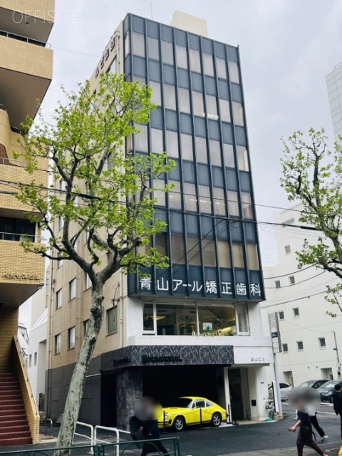 越山ビル　外観