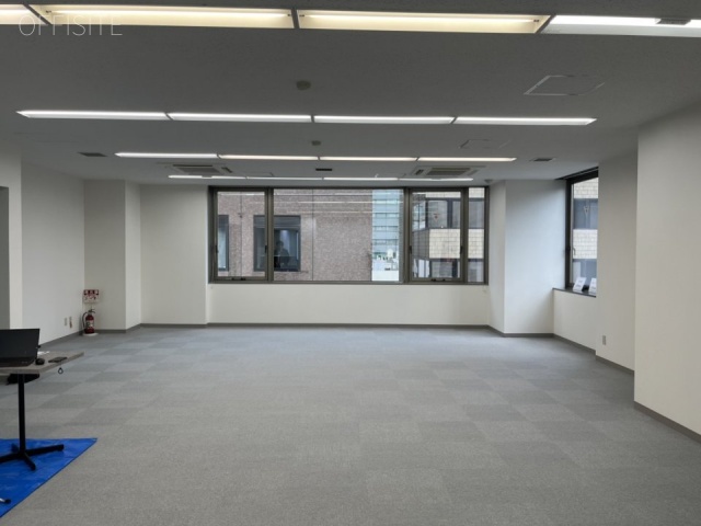 友泉本石町ビル　内装