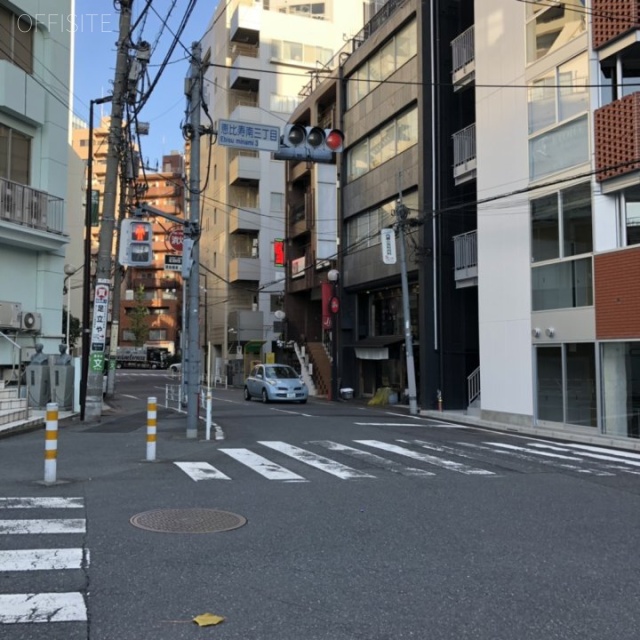 ジョワレ恵比寿 ビル前面道路