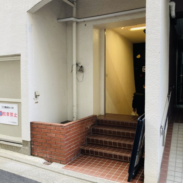 ドルミ御苑 エントランス