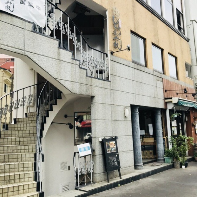 ヤカタビル　外観