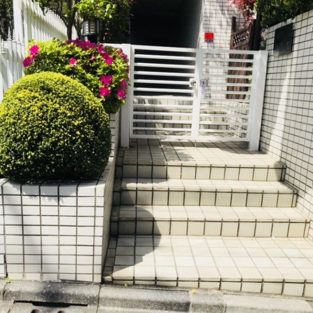 カーサ麻布西館　エントランス