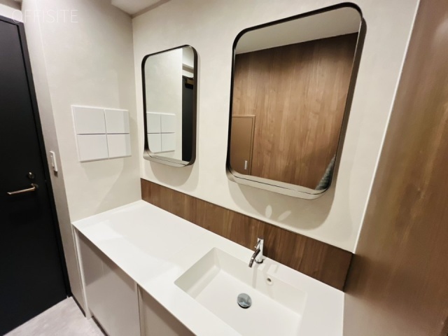 NOVEL WORK AKIHABARA 洗面