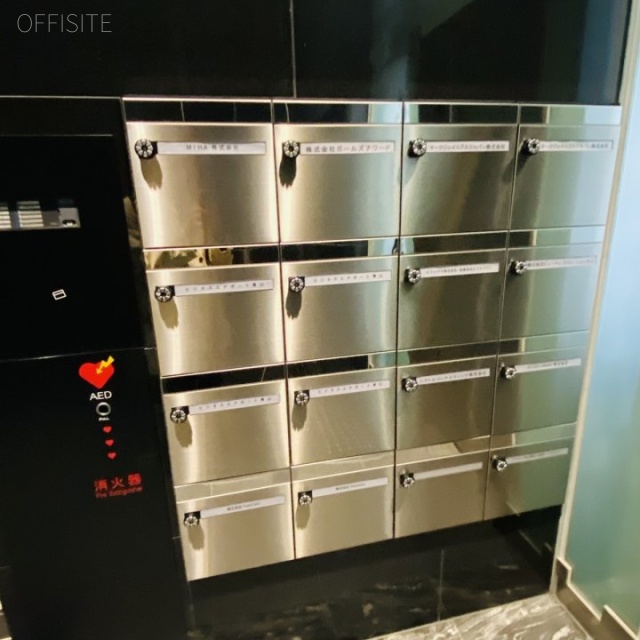 スプライン青山東急 郵便受け