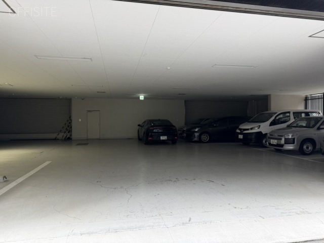 中央法規ビル　駐車場