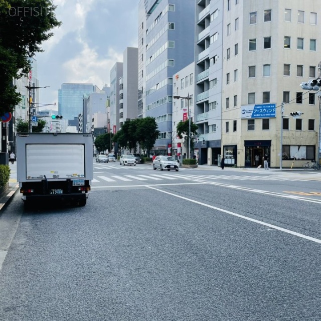 アクサ小伝馬町ビル ビル前面道路