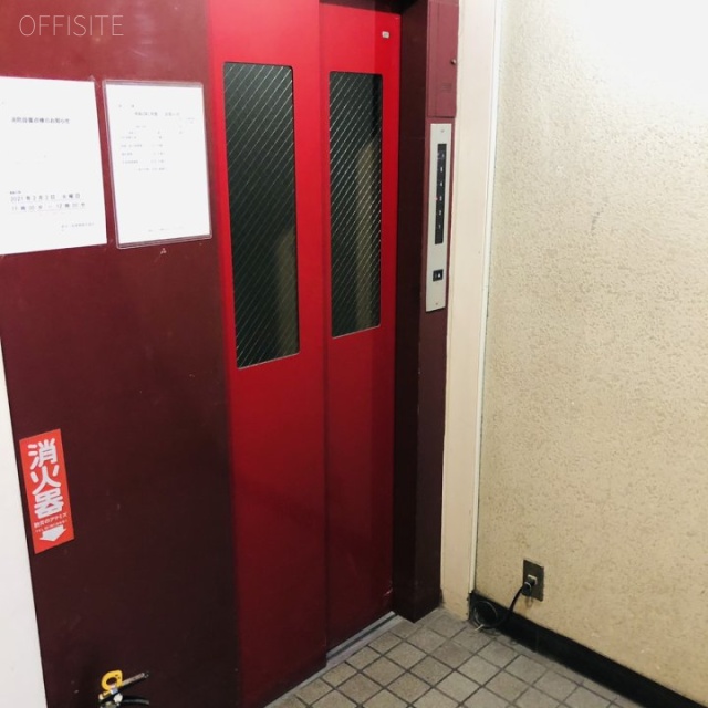 久保ビル エレベーター
