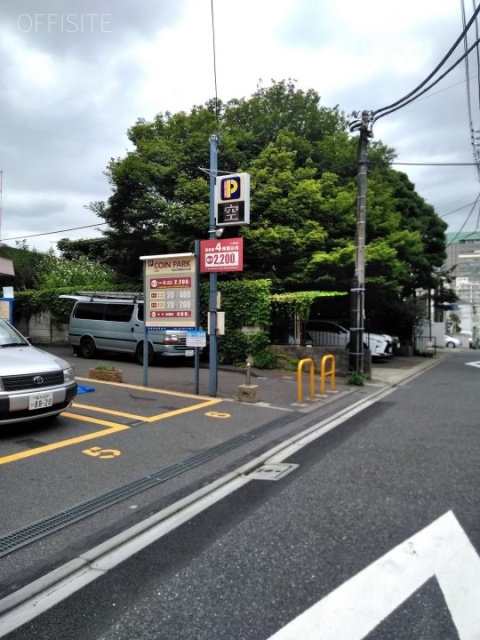 四谷コーポ ビル前面道路