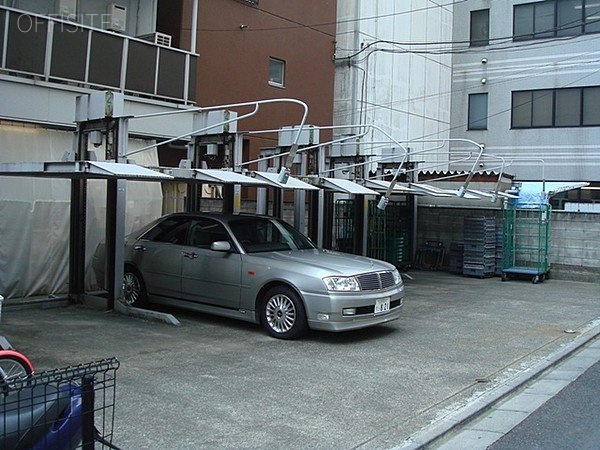 金子ビル 駐車場