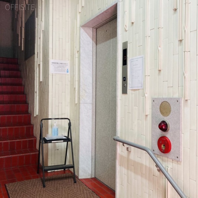 長谷川ビル エレベーター