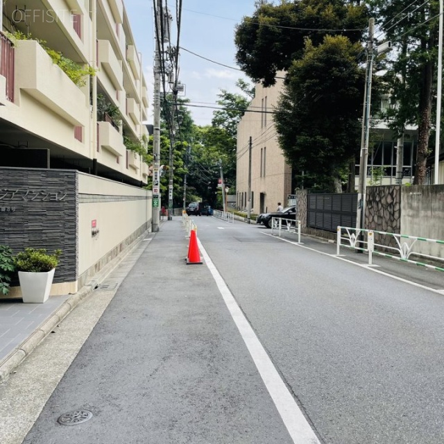 南平台アジアマンション ビル前面道路