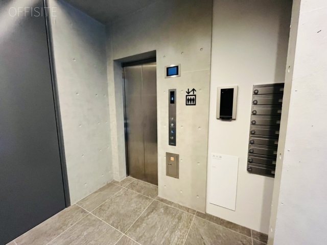 VORT京橋宝町　エレベーター