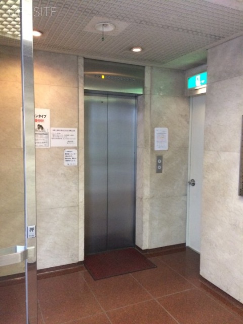 銀座耀ビル エレベーター