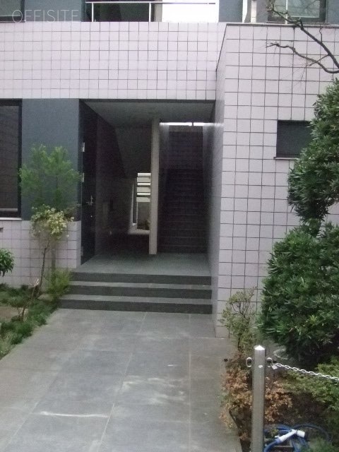 青山テラス エントランス