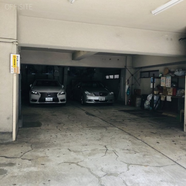 竹ビル 駐車場