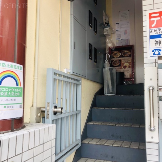 至誠堂ビル 駐車場