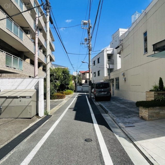 第1野萩ビル 前面道路