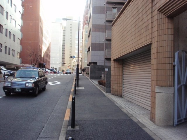 アルシュ麹町ビル ビル前面道路