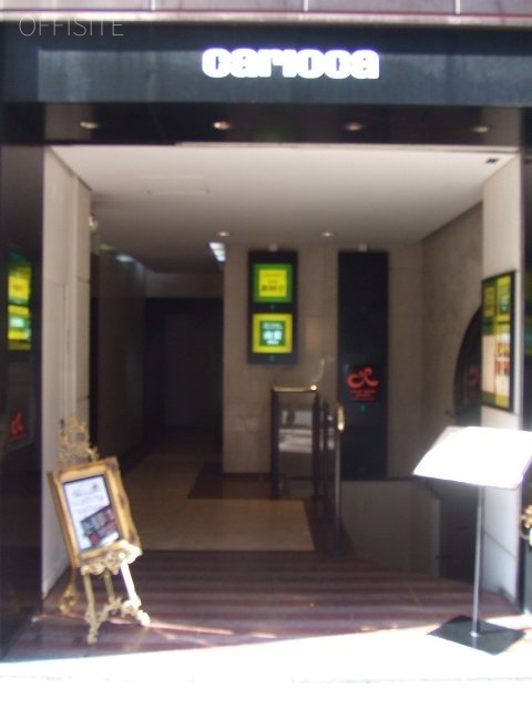 銀座カリオカビル エントランス