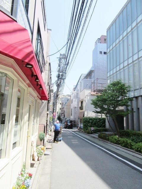 三泉社ビル 画像