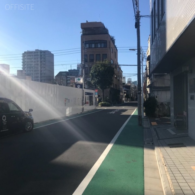 タカラハイツ ビル前面道路