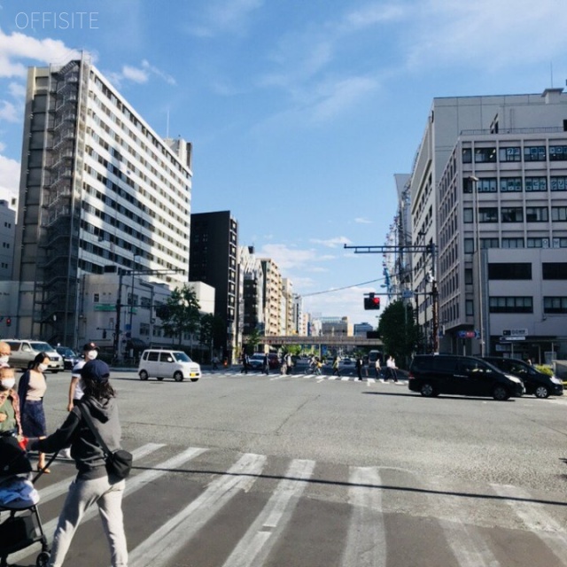 日本生命春日駅前ビル ビル前面道路