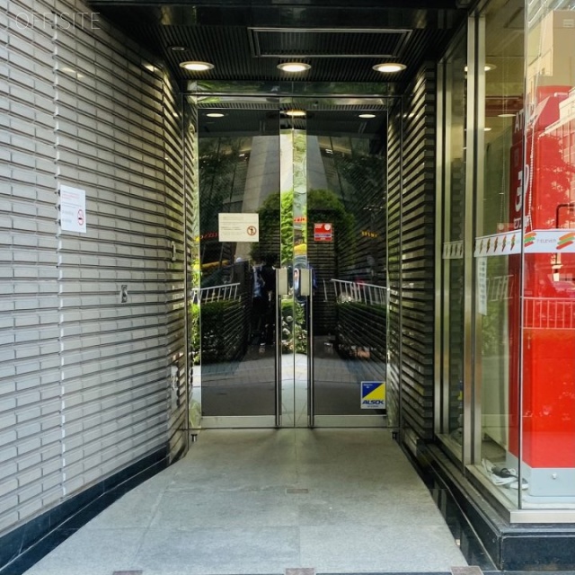 虎ノ門東宝ビル オフィスビル出入口