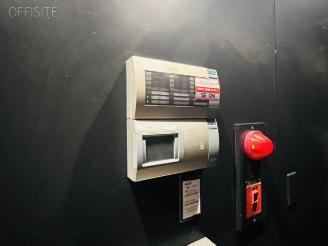 STビル　エントランス