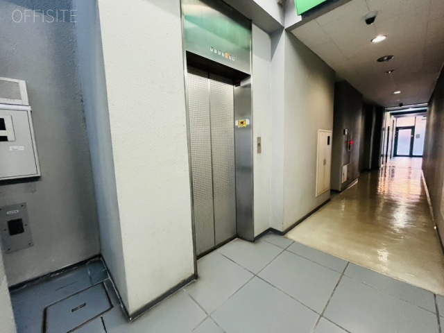 甲田ビル　エントランス