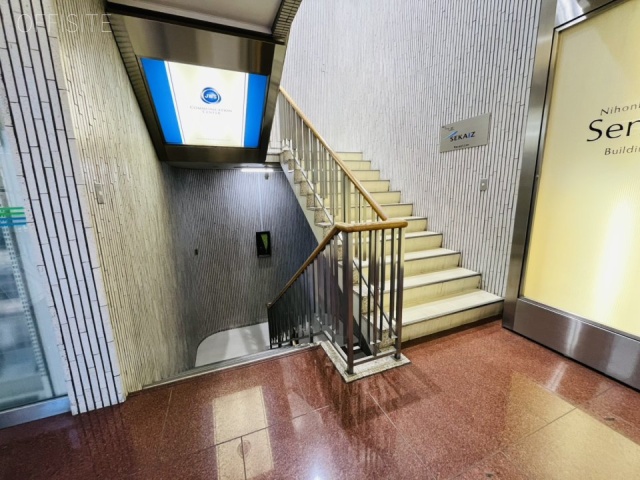 千城ビル　エントランス