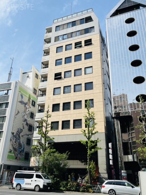 COM-BOX　外観