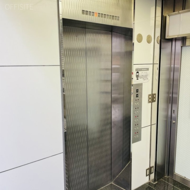 宮益坂村瀬ビル エレベーター