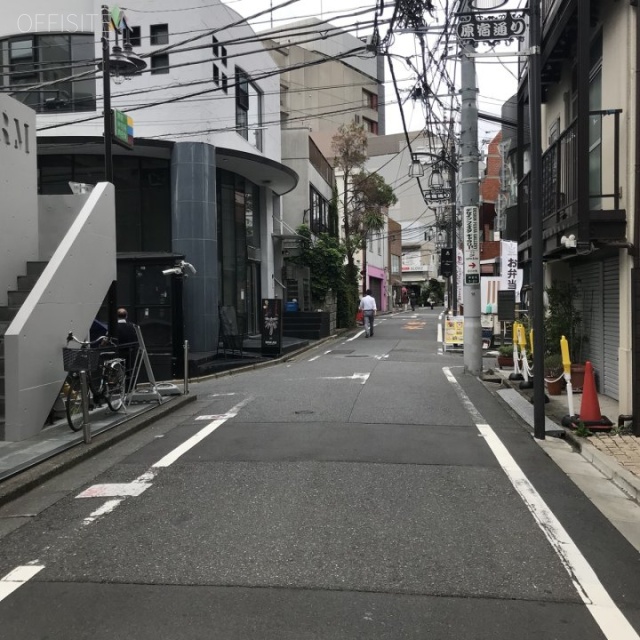 ファームビル ビル前面道路
