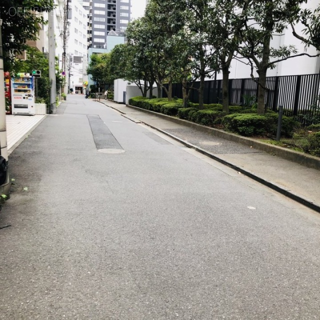 内村芝ビル　前面道路