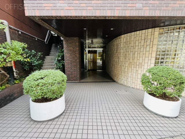 岩見ビル　エントランス