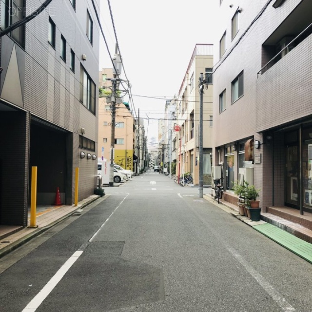 ジェイビルⅠ ビル前面道路