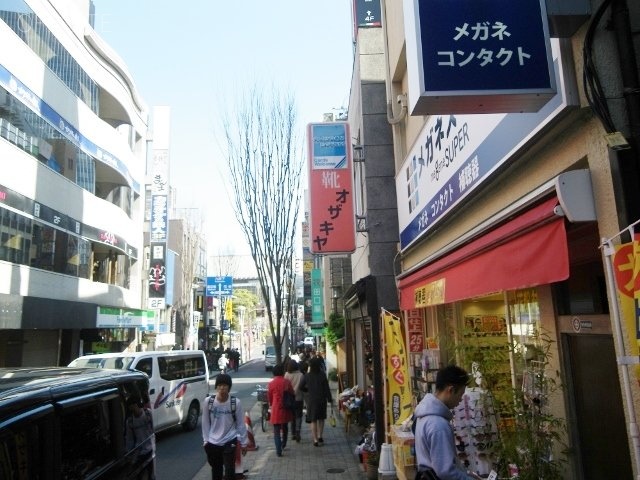 八島ビル ビル前面道路